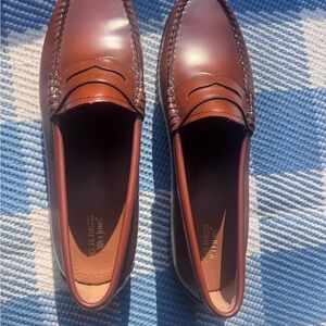 G.H. Bass & Co. Women’s Cognac Leather Loafers - size 11